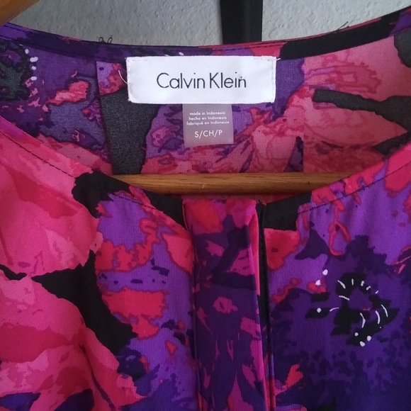 Calvin Klein Orchid Floral Button Up Bell Sleeve Blouse - Picture 2 of 8